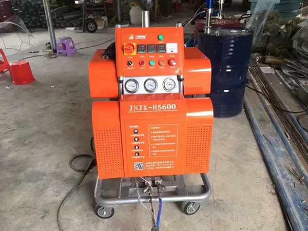 價格便宜不貴的聚脲噴涂機(圖1) H5600聚脲噴涂機